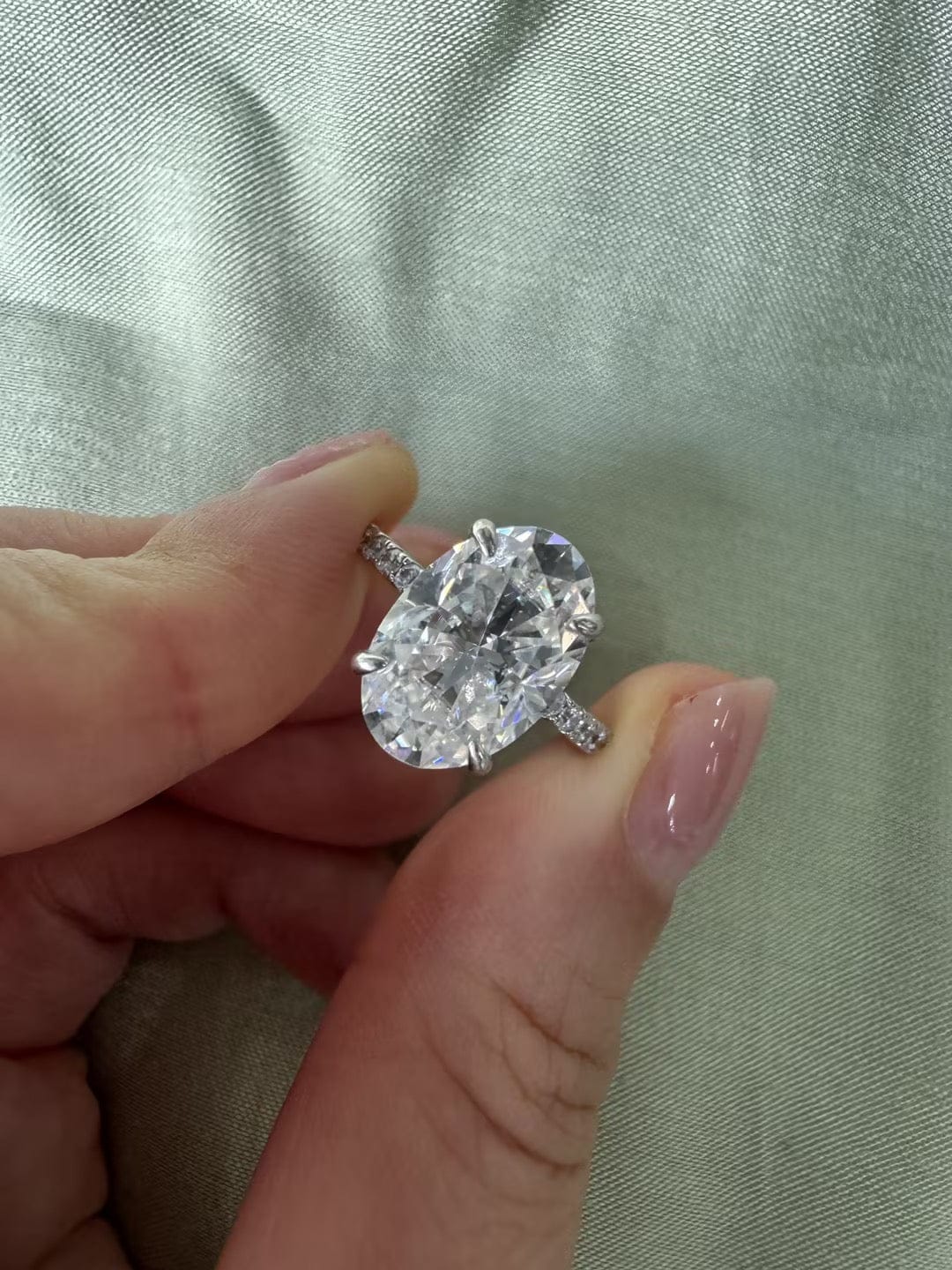 Customer photo review of S925 4.0Ct Oval Cut Classic Hidden Halo Pavé Engagement Ring Promise Ring