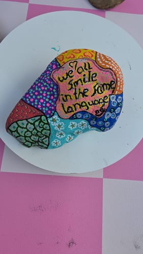Customer photo review of Starterspakket Happy Stones + App om ze te volgen + Paint-me Startersset