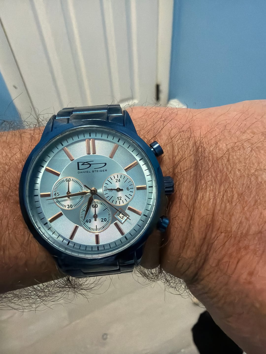 Customer photo review of Blue Glacier Men's Watch