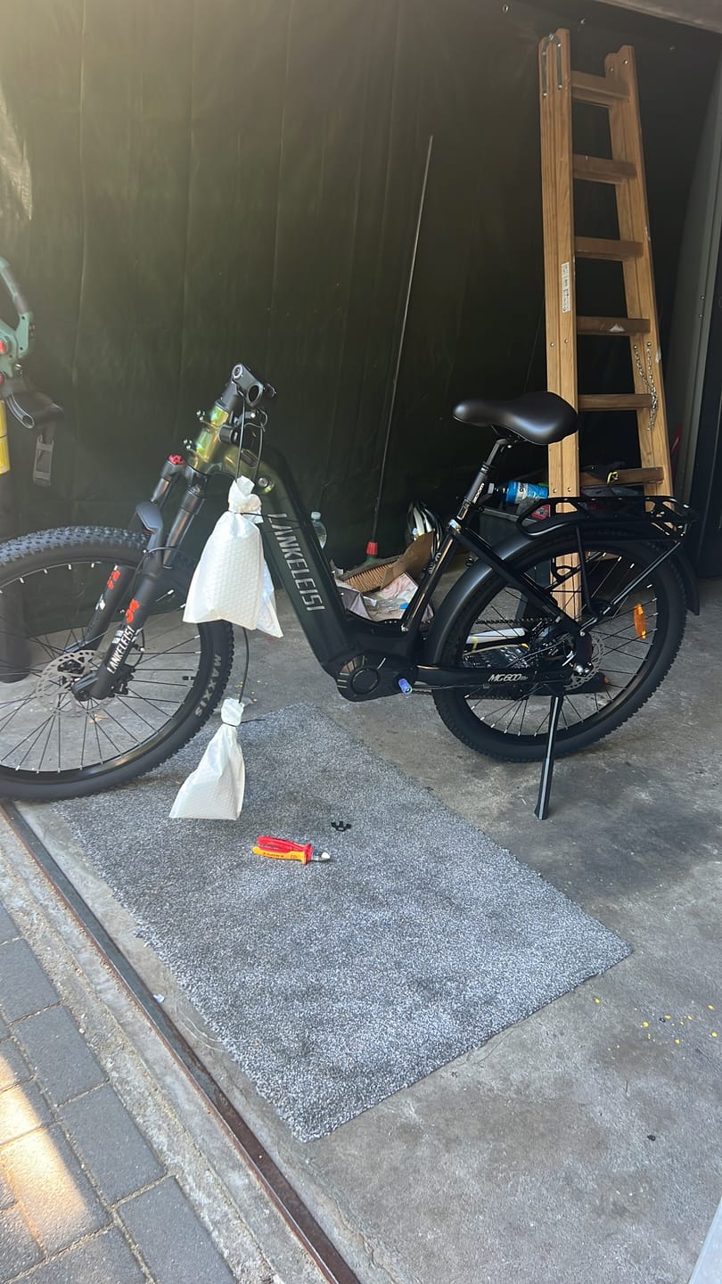 Customer photo review of Lankeleisi MG600 Lite 250W 27.5" Electric Trekking Bike 720Wh SUV E-bike with Switchable Sensor 36V 20Ah Battery
