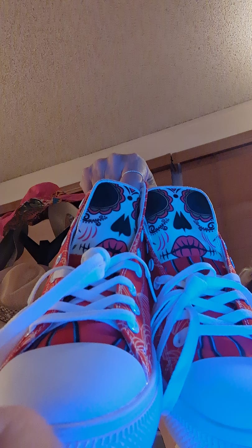 Customer photo review of WOMEN'S Raza Corazon Vday High Tops ( Black or White Sole )