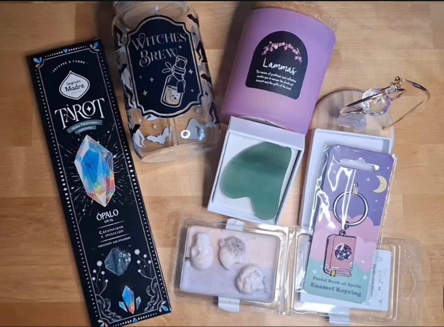 Customer photo review of Witchy Box August (Monatlich wechselnd & limtiert)