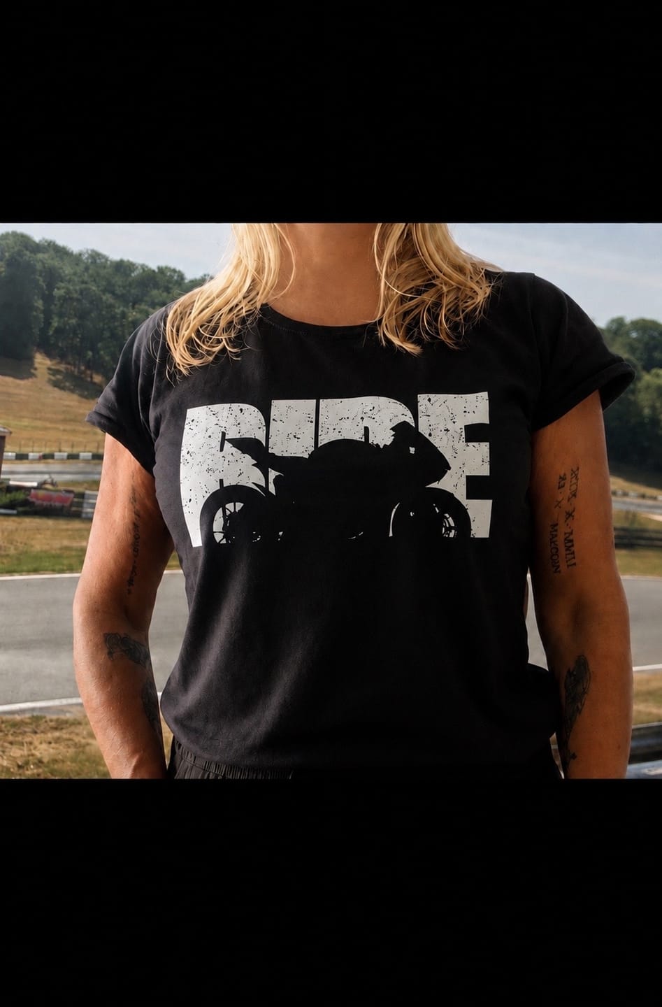 Customer photo review of HELMET HAIR 026 T Shirt