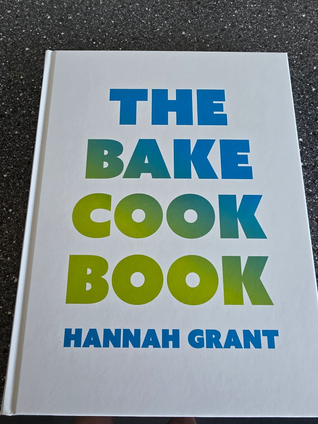 Customer photo review of The Bake Cookbook Pakke