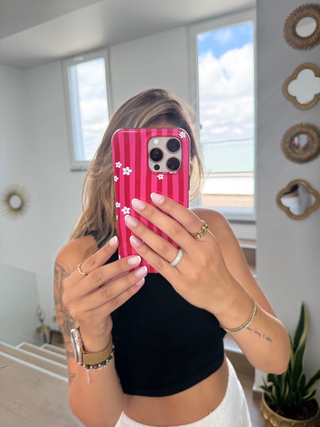 Customer photo review of Scarlet