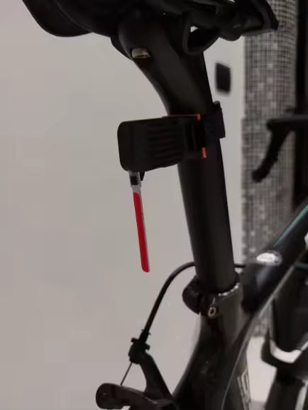Customer photo review of Luz trasera de bicicleta con iluminación en cascada