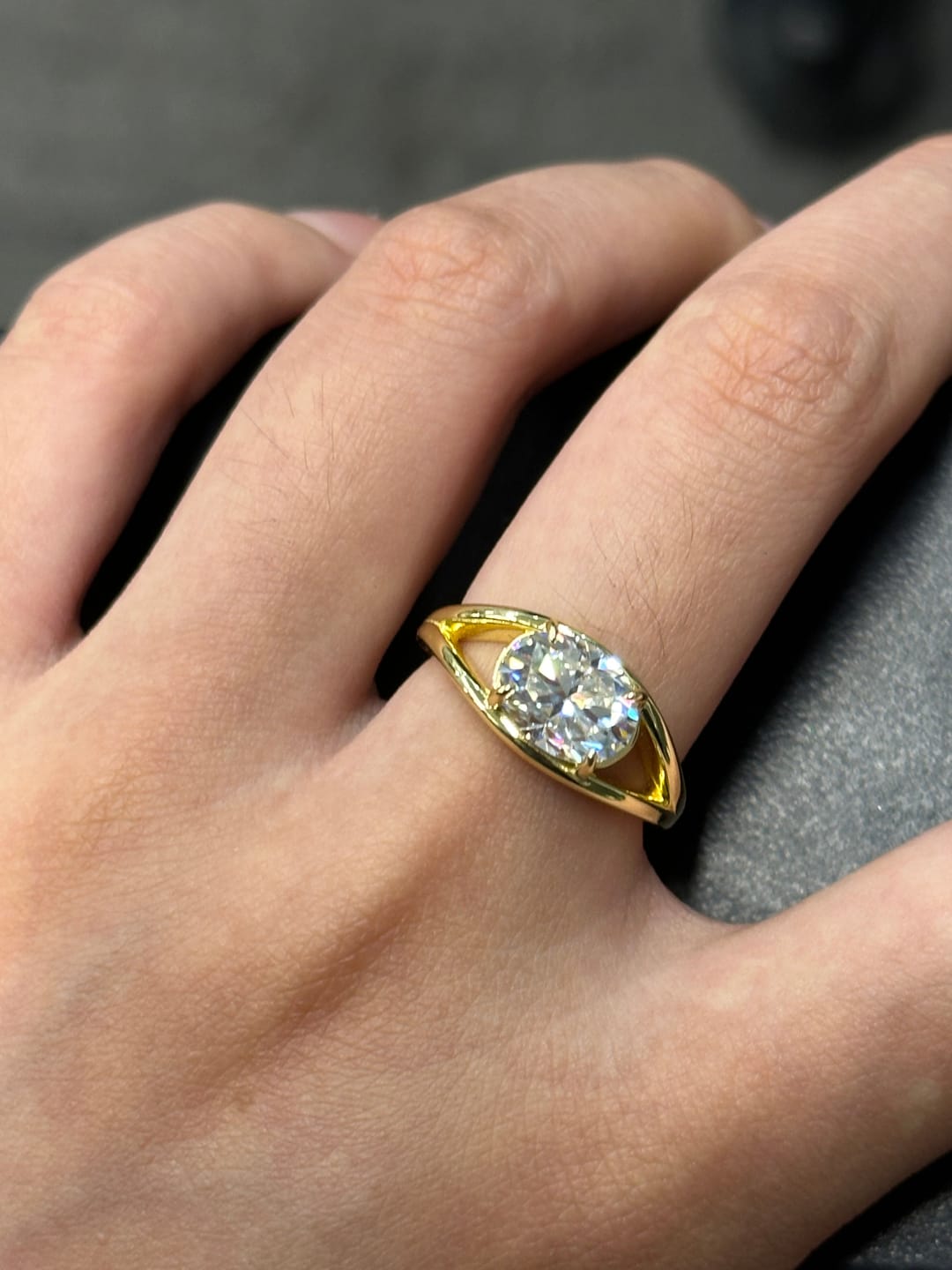 Customer photo review of S925 Moissanite 2.0Ct Oval Cut Open Split Shank Travel Ring Everyday Wearable Ring For Her