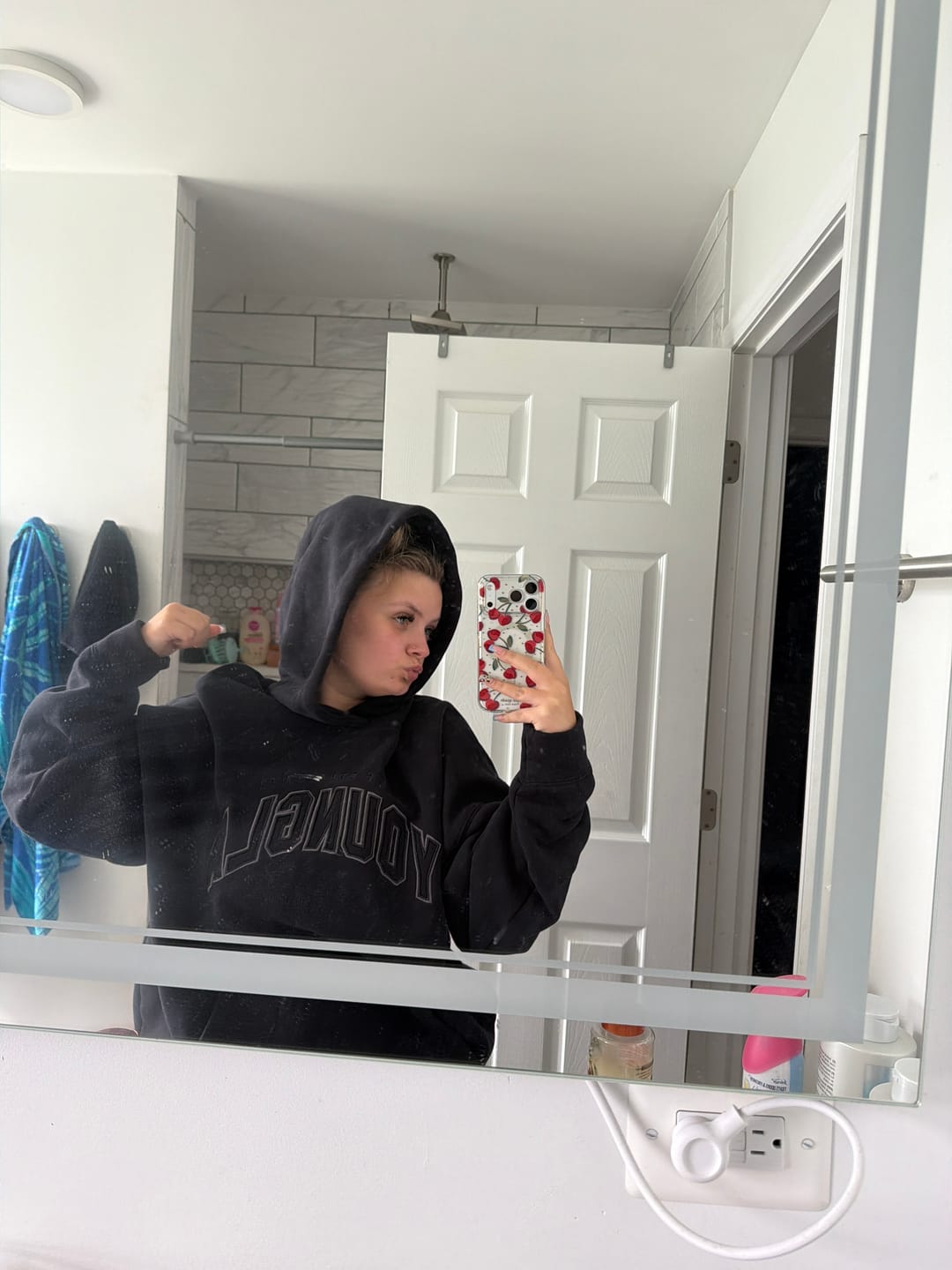 Customer photo review of W5192 - Layover Hoodie