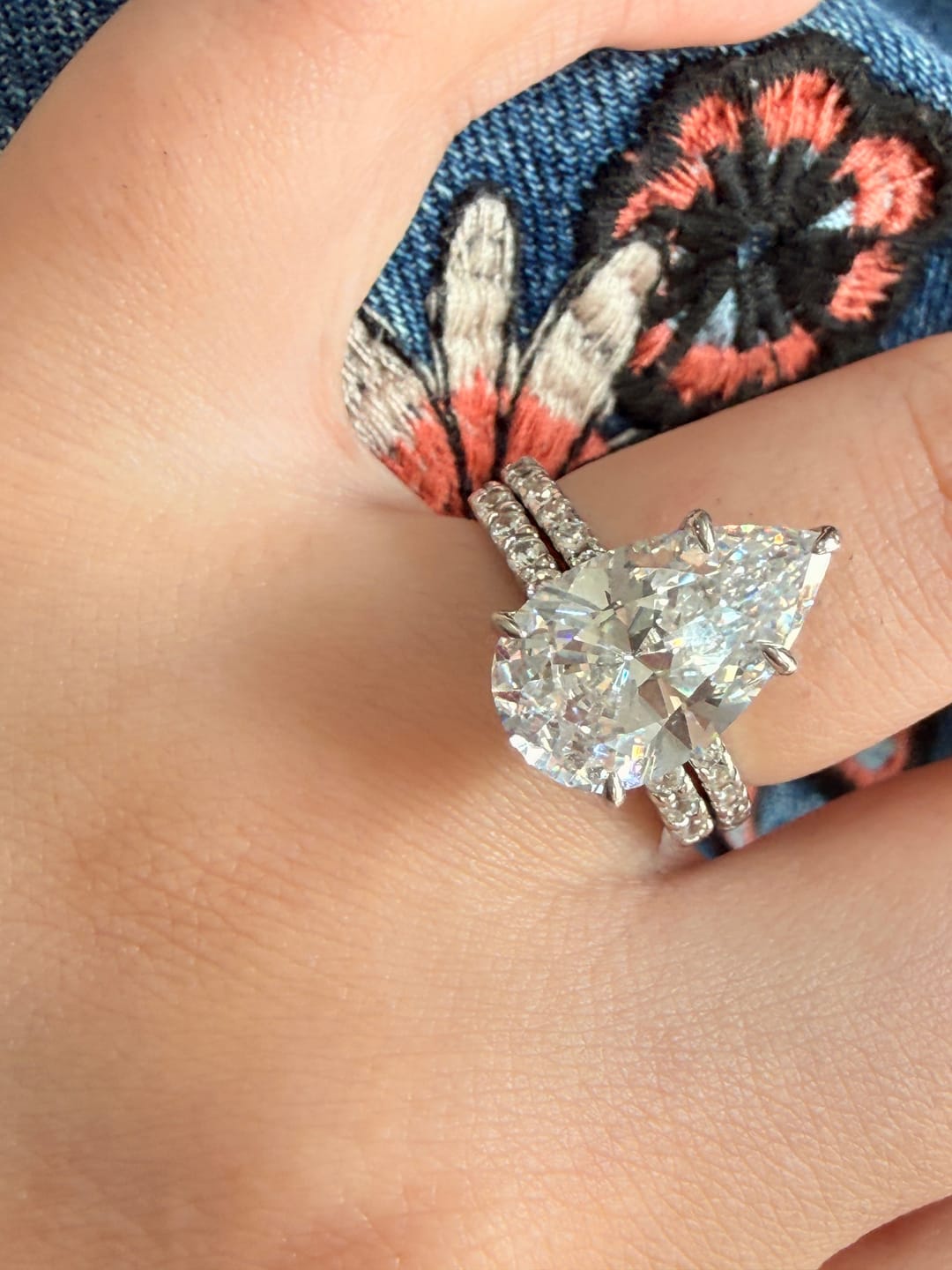Customer photo review of S925 4.5Ct Pear Cut Wedding Ring & Open Wedding Band Bridal Rings Travel Rings For Her