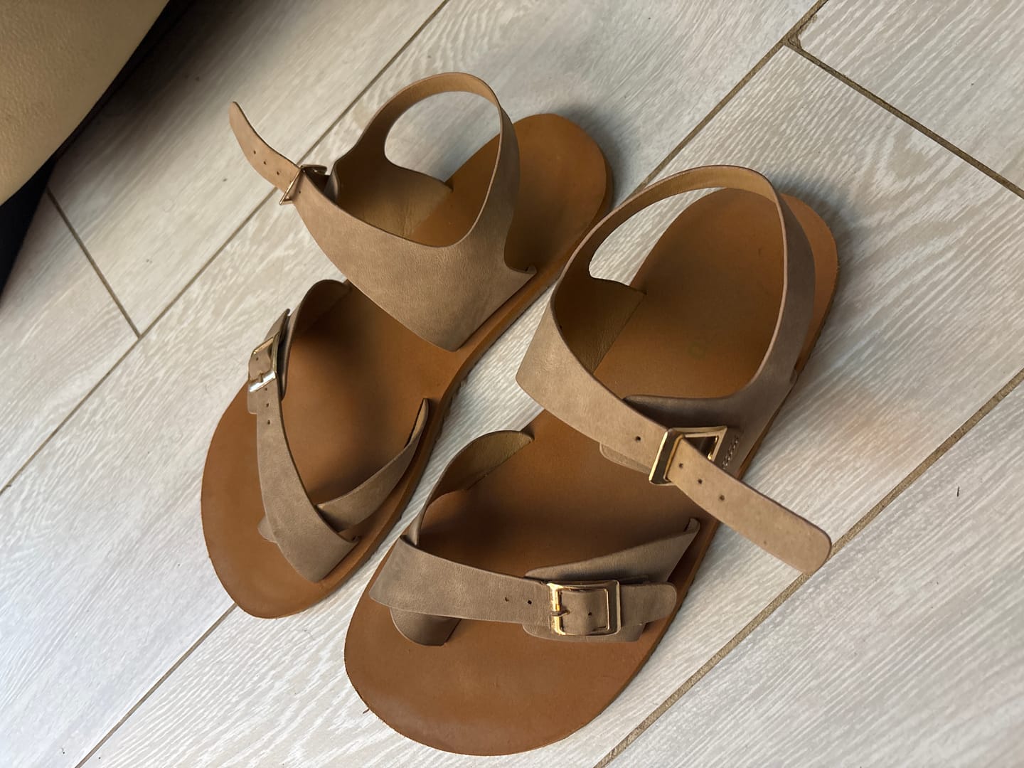 Customer photo review of Glow II - Sandali barefoot