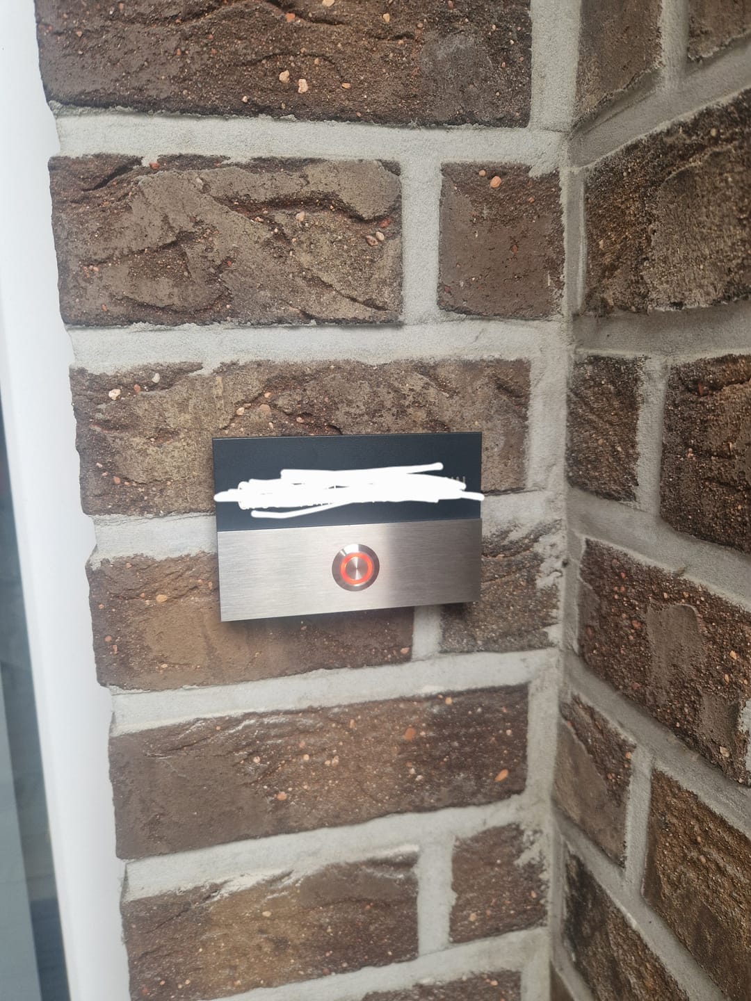 Customer photo review of Türklingel Liverpool V2A Edelstahl mit LED & Gravur - Anthrazit/Weiß - 12x8cm