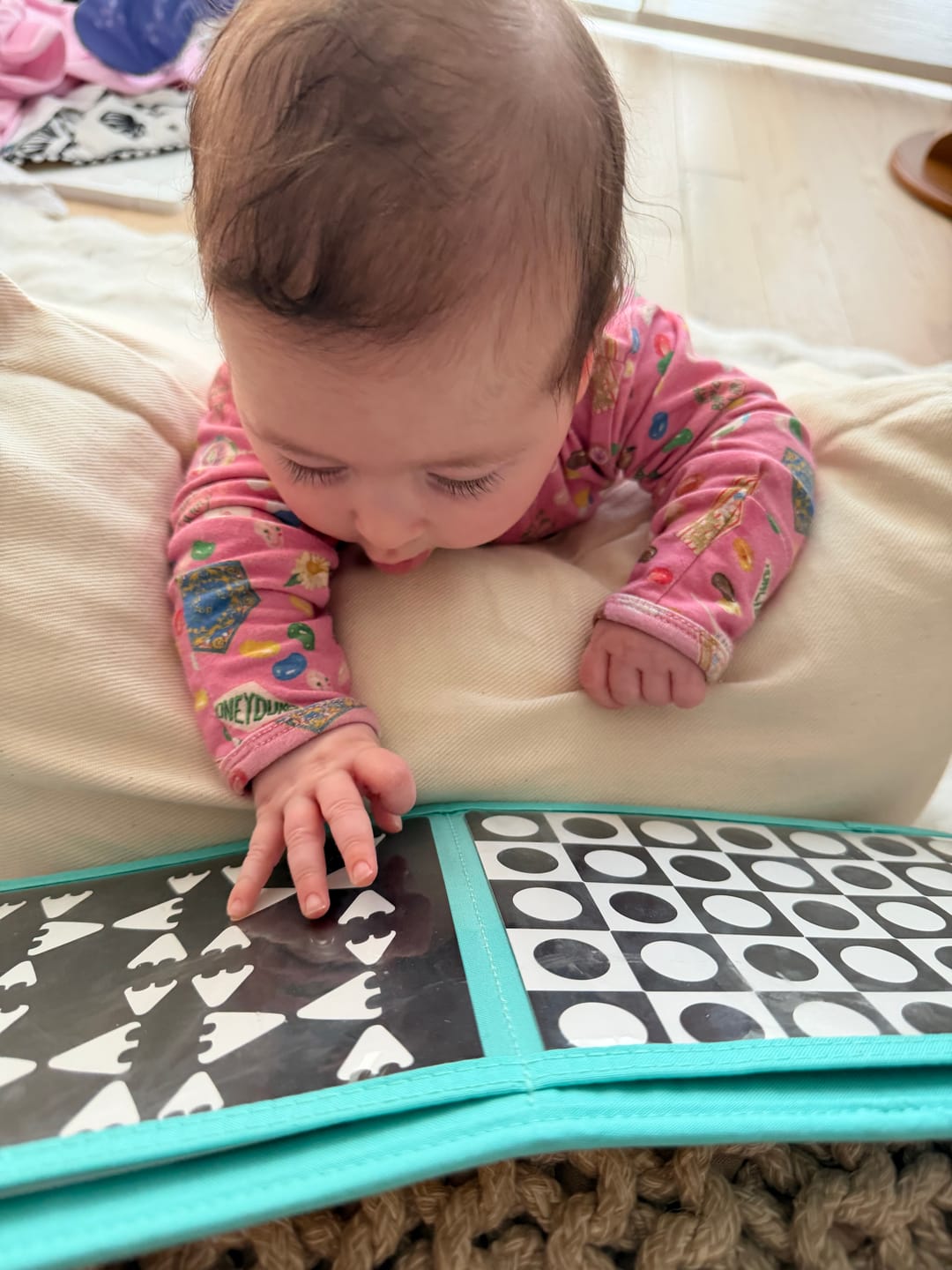 Customer photo review of Peekaboo Pillow | Original