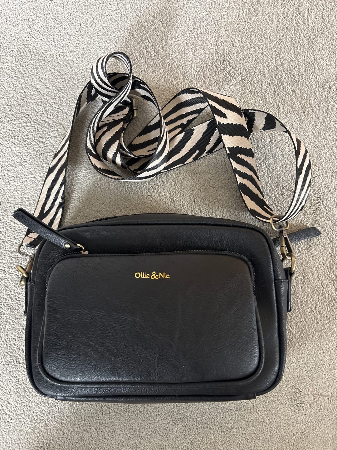 Customer photo review of Doyle Crossbody - Black