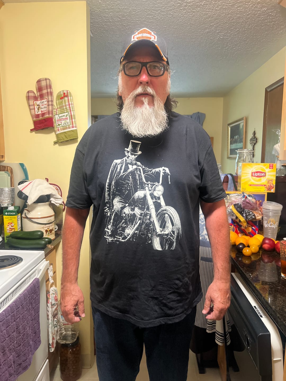 Customer photo review of LINCOLN CUSTOM 250 BIKER 55 T-Shirt US