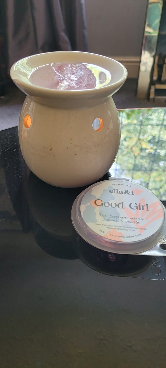 Customer photo review of Perfume Gel Melt Bundle
