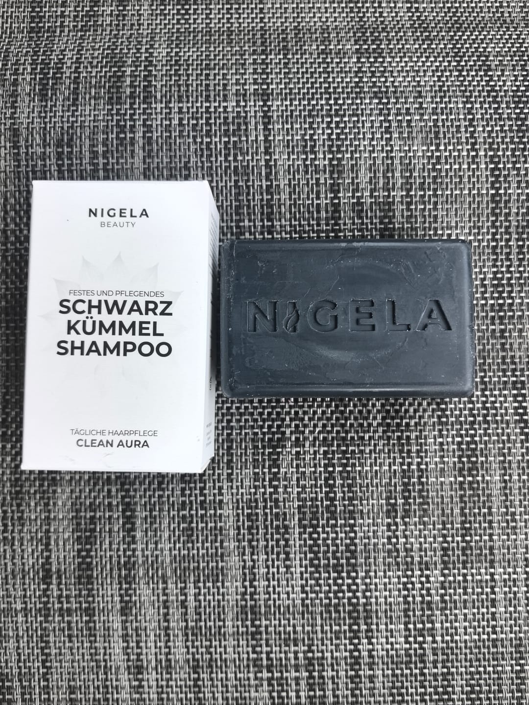 Customer photo review of Festes Schwarzkümmel Haarshampoo