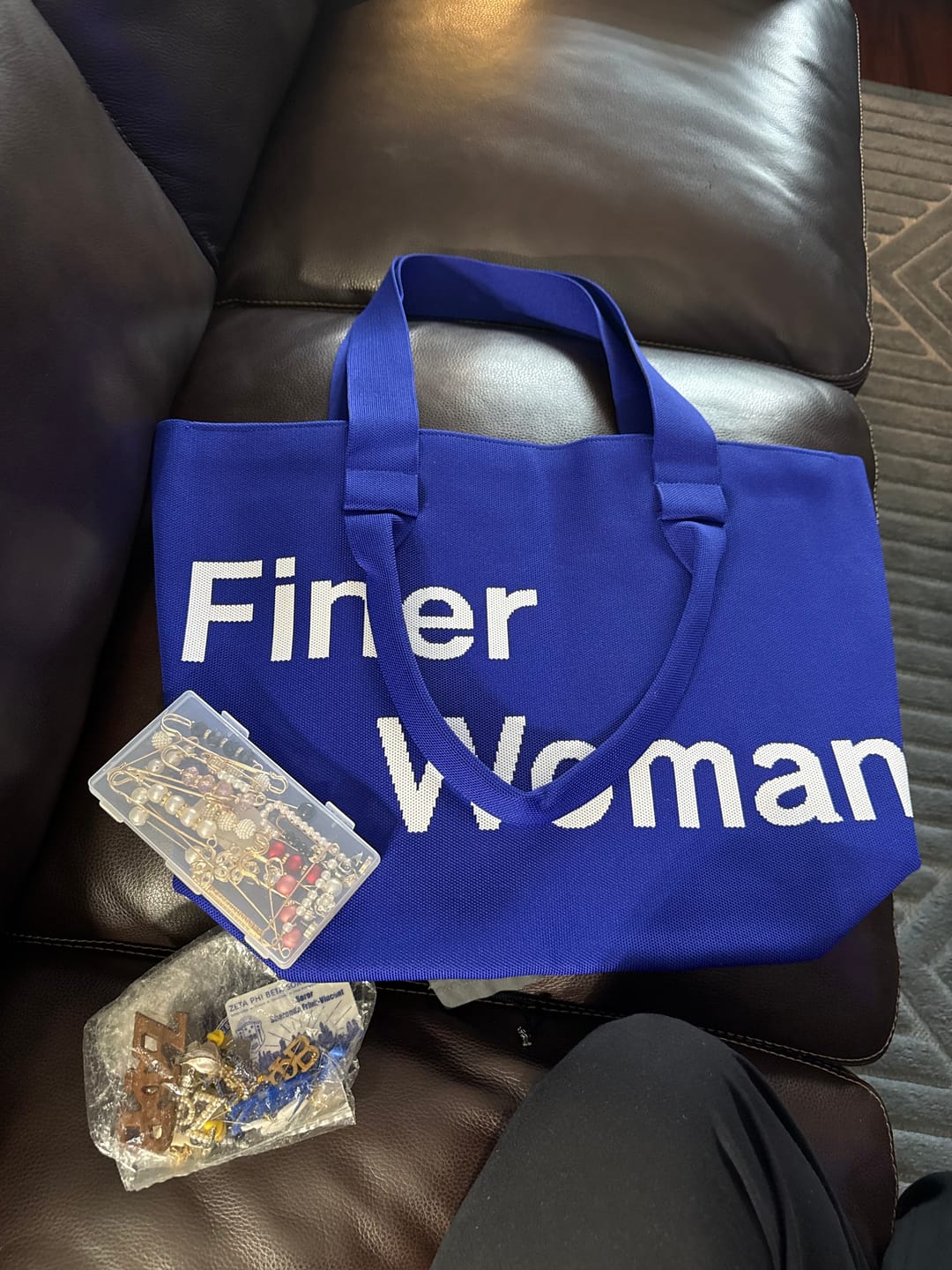 Customer photo review of Finer Woman Signature Carryall - Royal Blue