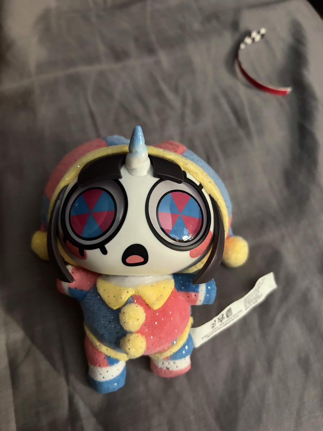 Customer photo review of Pomni Pendantz Blindbox