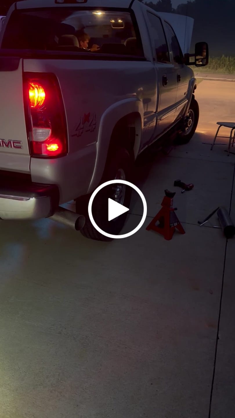 Customer video review of 6.6L Duramax LB7 LLY LBZ 5" Downpipe Back Straight Pipe Exhaust System | 2001-2007