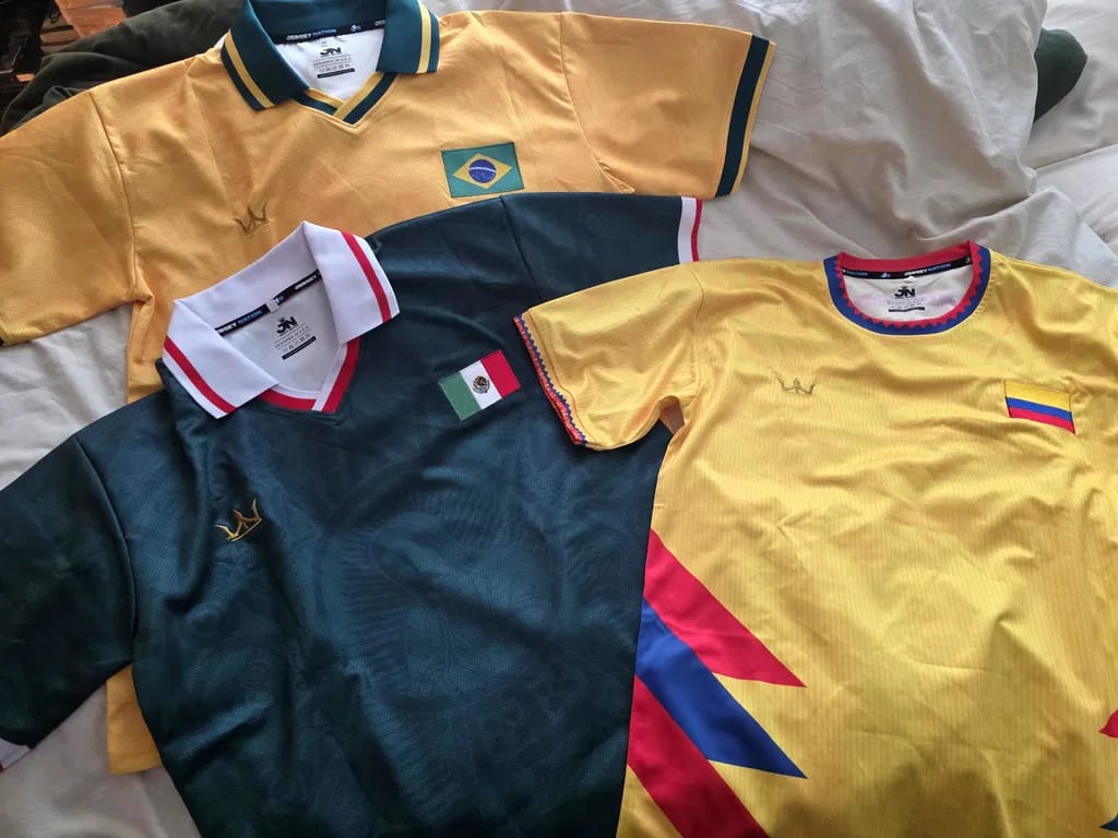 Customer photo review of Mexico Heritage Retro Custom Football Jersey
