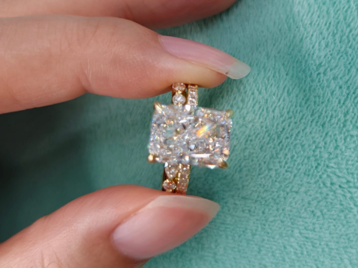 Customer photo review of S925 4.5Ct Radiant Cut Hidden Halo Wedding Set Brilliance in Every Angle Stackable RIngs