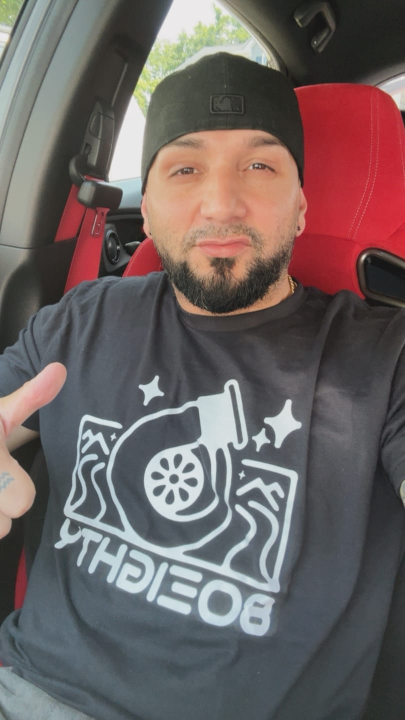 Customer photo review of 80Eighty® Turbo Night Shirt