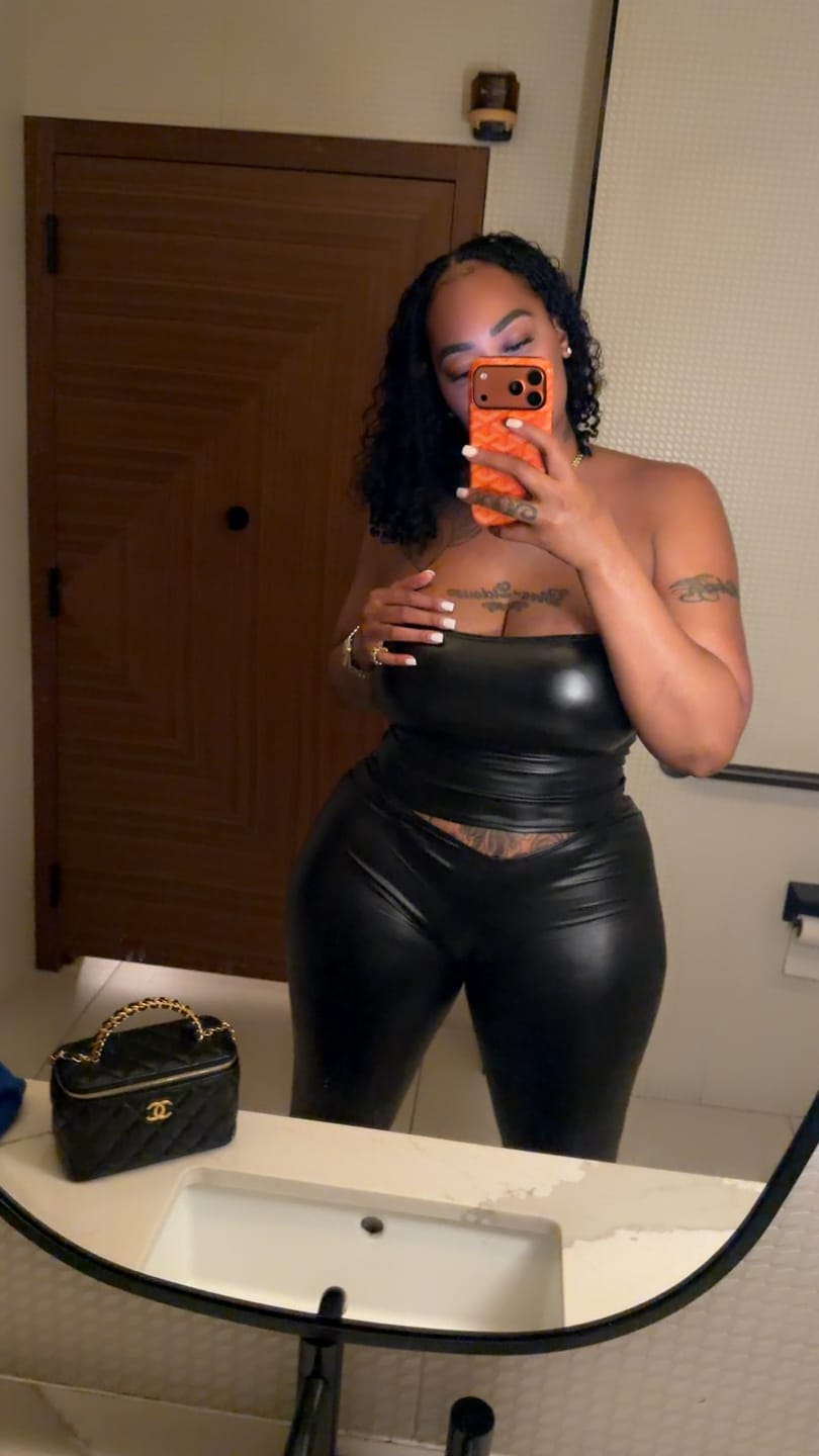 Customer photo review of Berlin Nights Tube Top & Capri SET