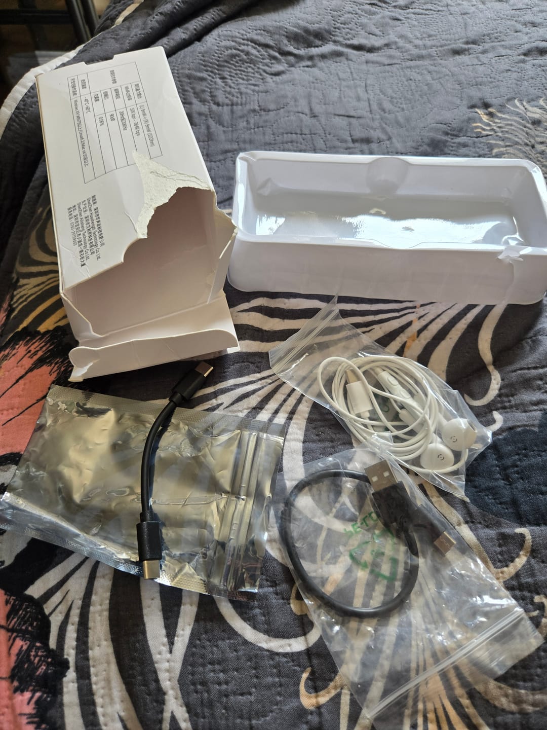 Customer photo review of Mini Voice‑Activated Recorder with Built‑in Magnet (Q37) — Compact Digital Dictaphone