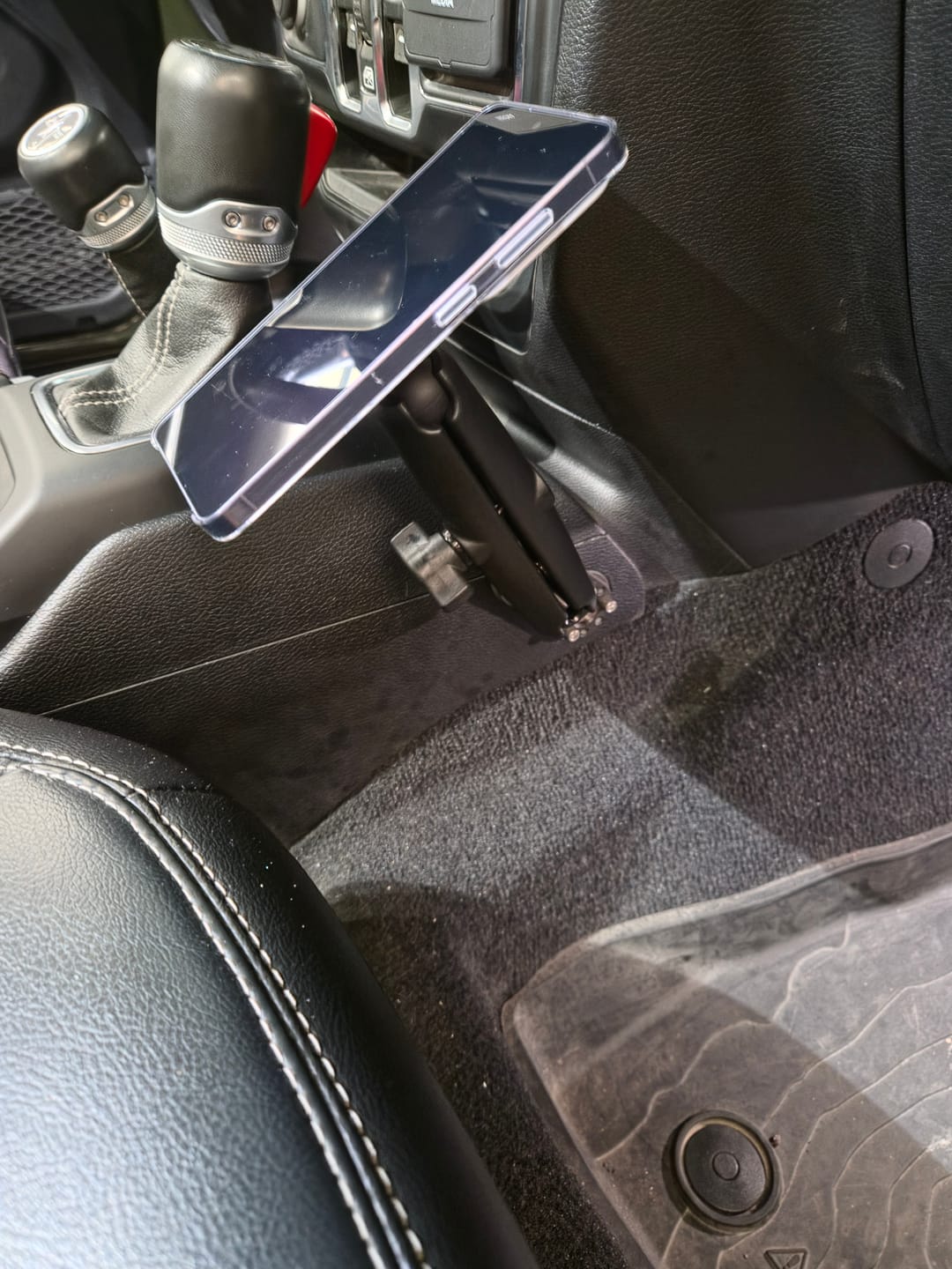 Customer photo review of UNIVERSAL ACCESSORY MOUNT FOR 2018+ JEEP WRANGLER JL &  GLADIATOR - CMM OFFROAD