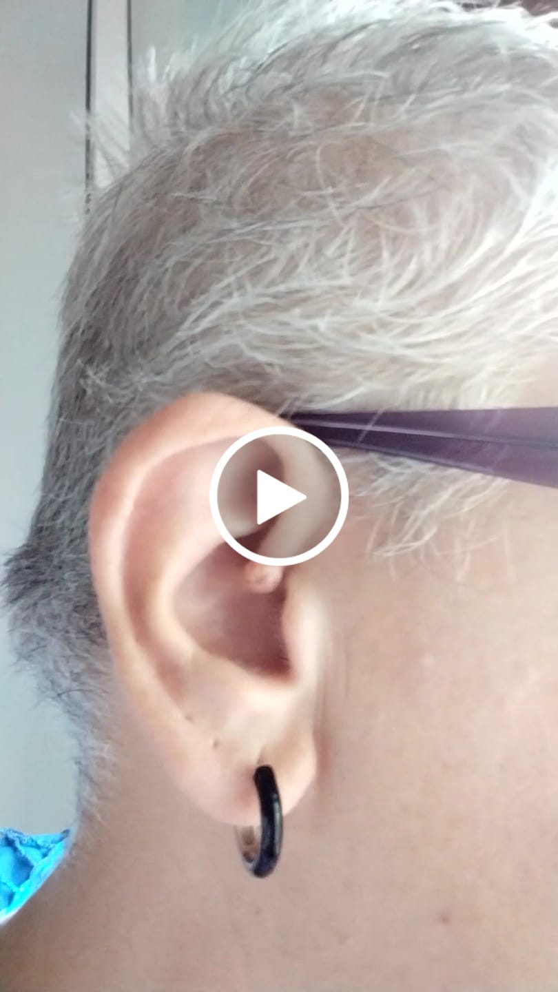 Customer video review of Orecchino HOOP DUAL - Black