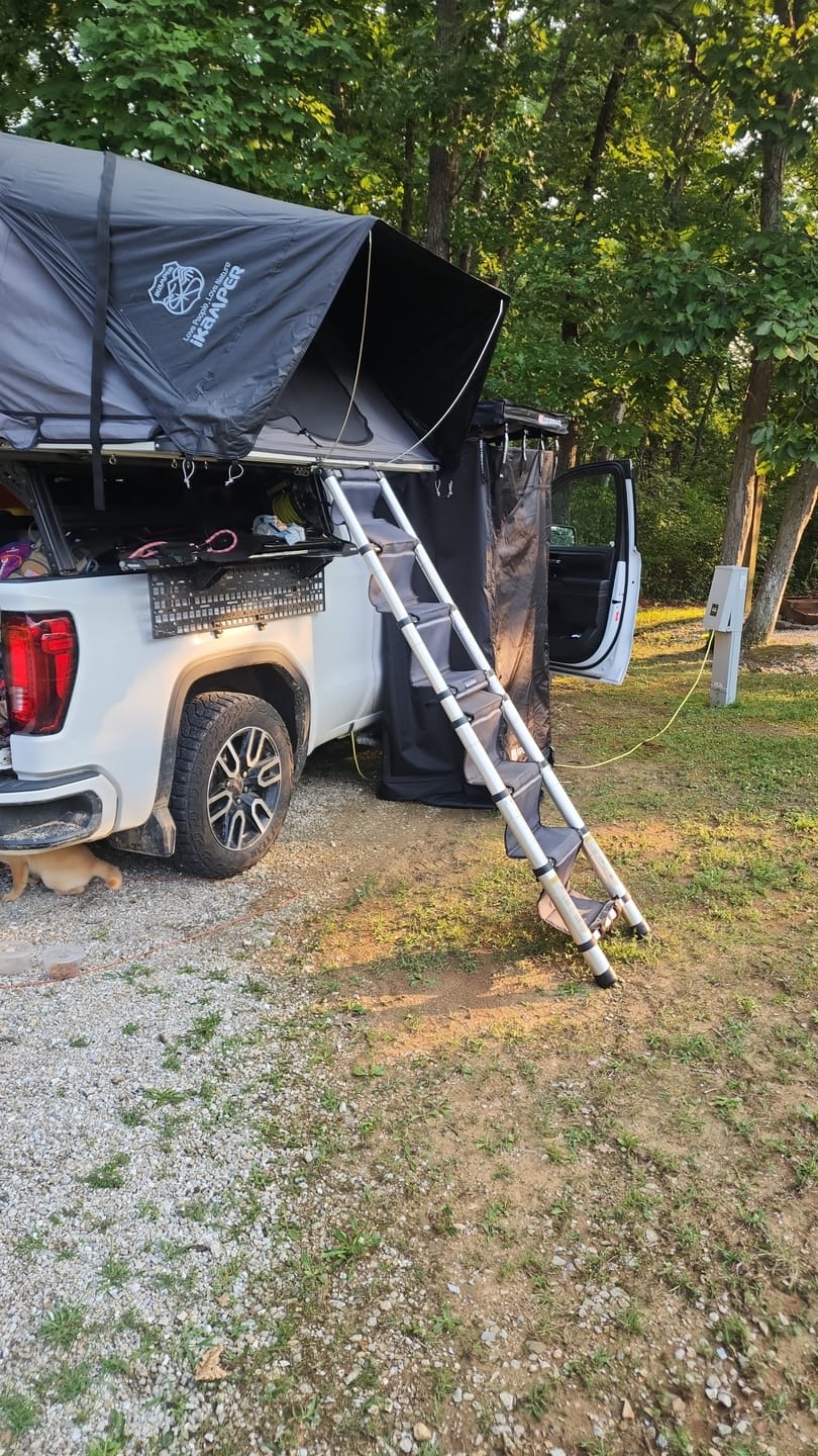 Customer photo review of OPENROAD Quick-Open Overland Shower/Privacy Awning V2