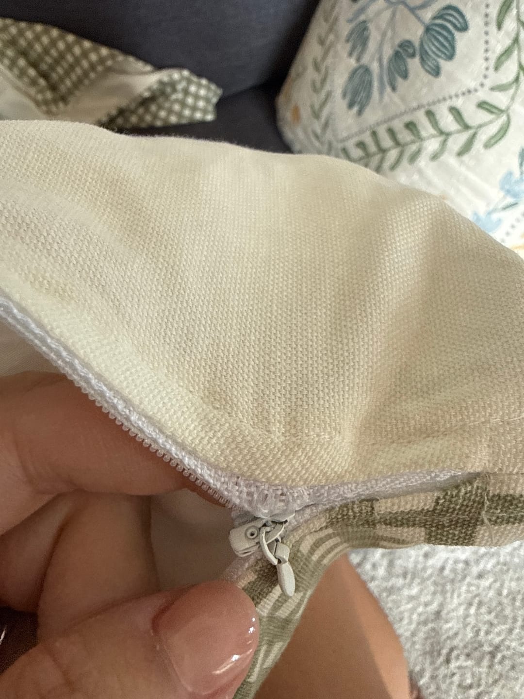 Customer photo review of Gingham - 18" | 22" | 26"