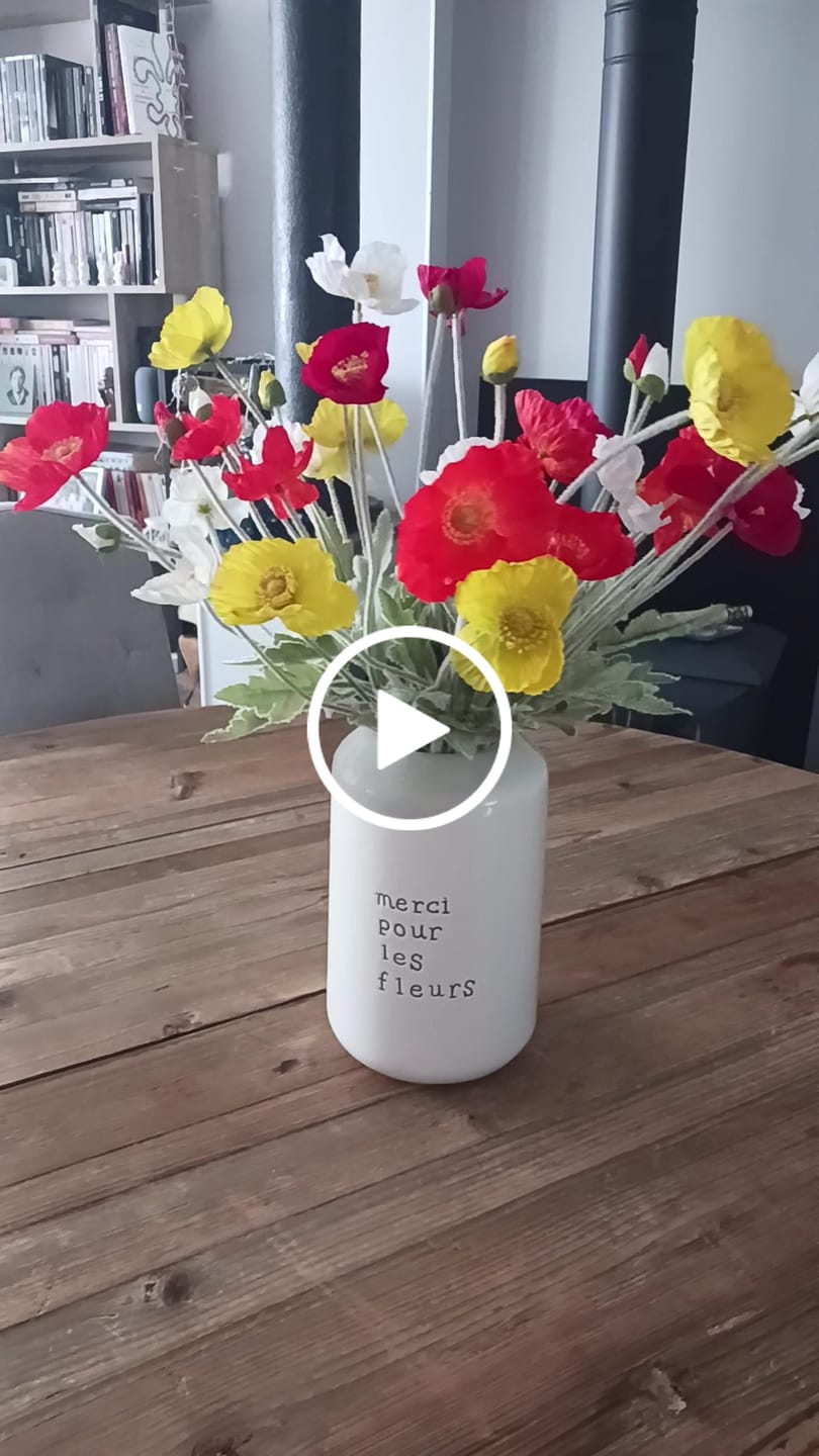 Customer video review of Coquelicots - Mélange d'été (10 tiges)