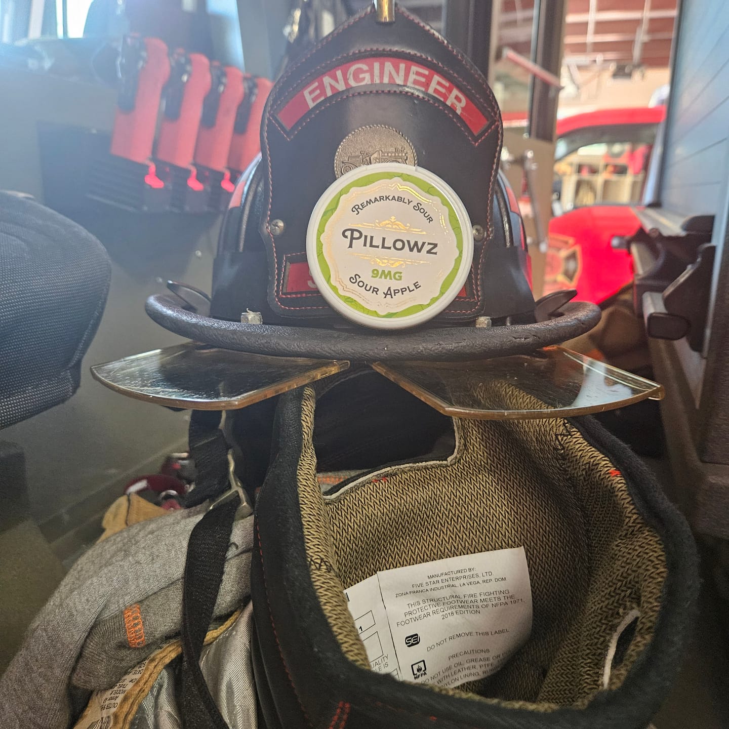 Customer photo review of Sour Pouches 5-Can Multi Flavor Pack