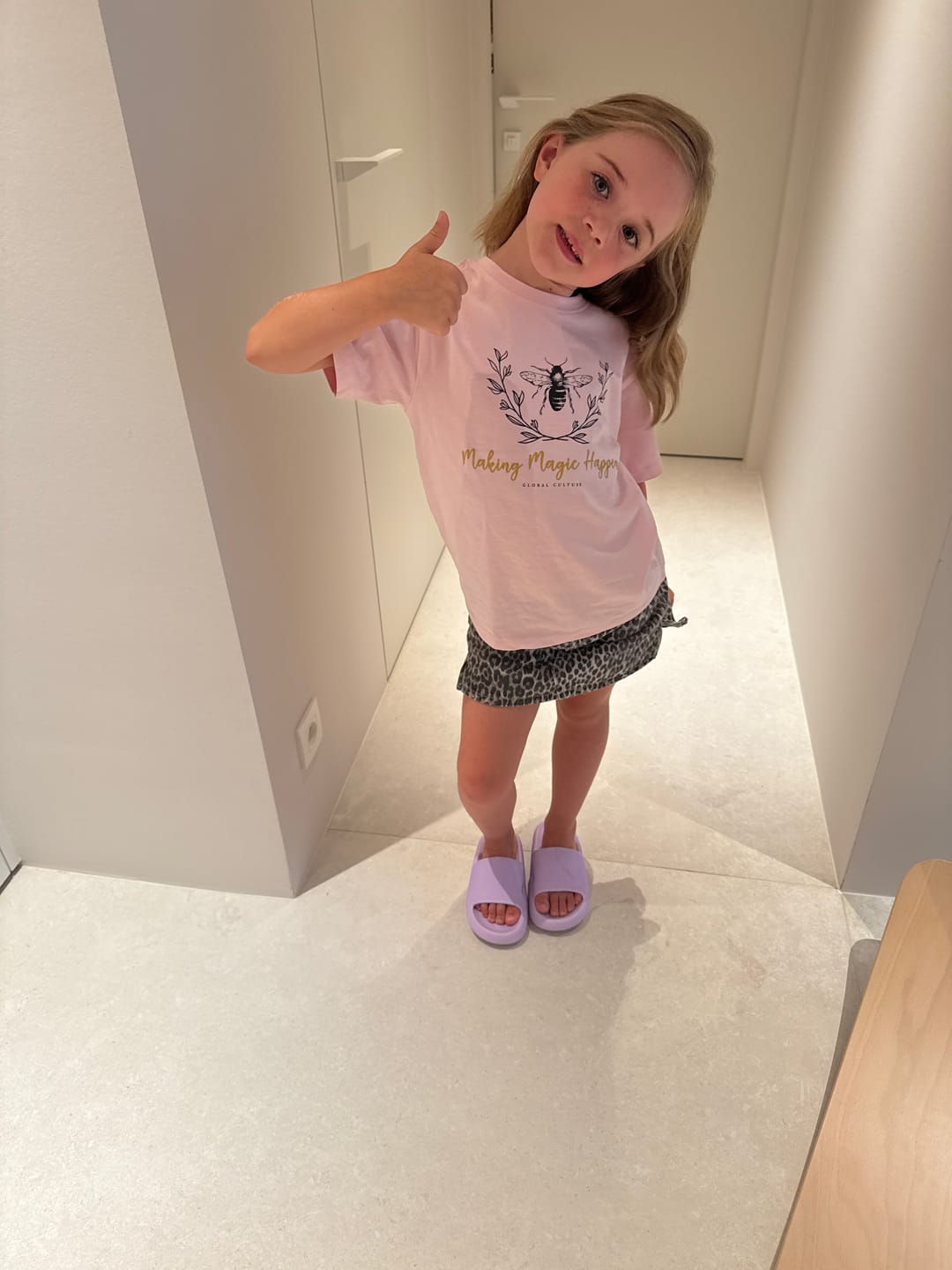 Customer photo review of HappyFlops Kids