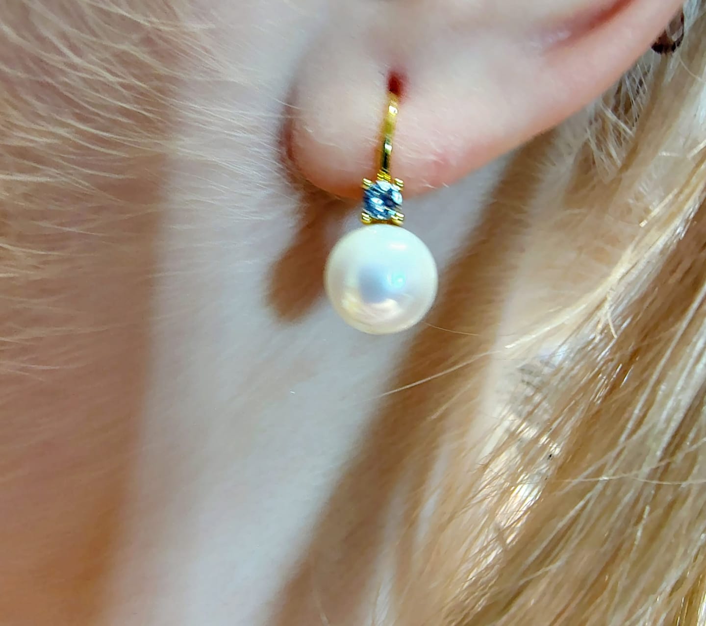 Customer photo review of Cassie 18k White Gold Plated Pearl Drop Earrings with Swarovski Crystals