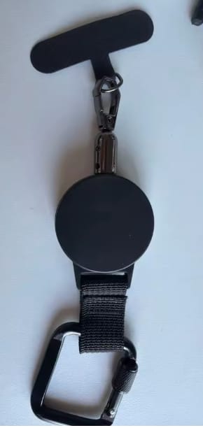 Customer photo review of SafePhone™ Correa Colgante Antirrobo para Móvil