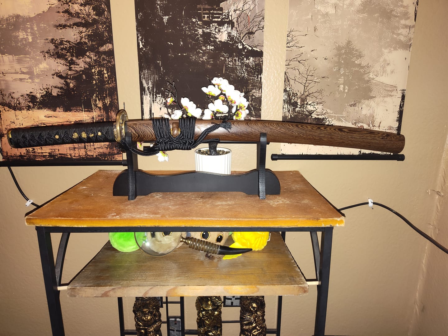 Customer photo review of The Batsusora Handmade Katana Wakizashi Clay Tempered T10 Steel