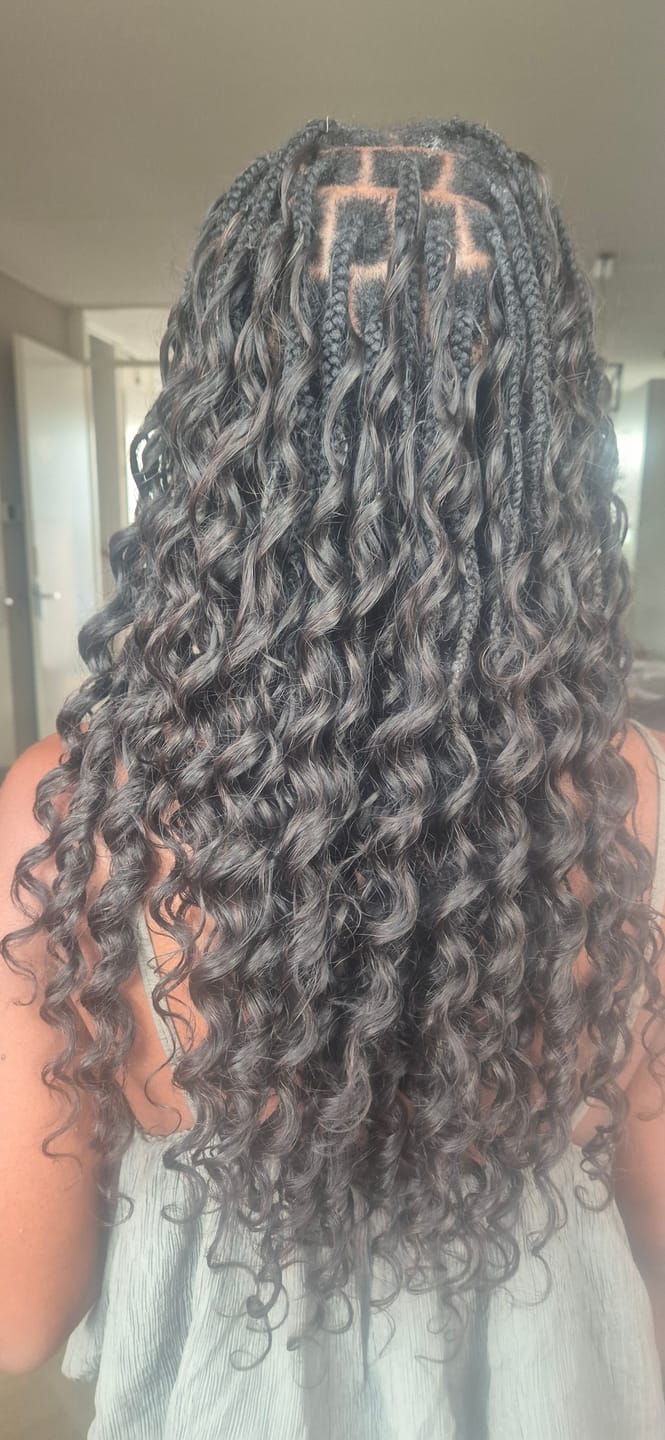 Customer photo review of Ywigs Loose Deep Wave Human Crochet Hair for Miracle Knots
