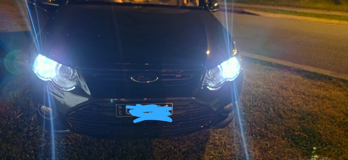 Customer photo review of T10 LED Bulb