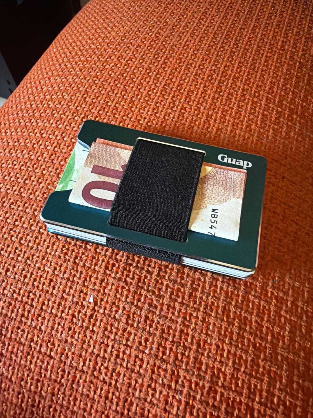 Customer photo review of Guap Smart Wallet