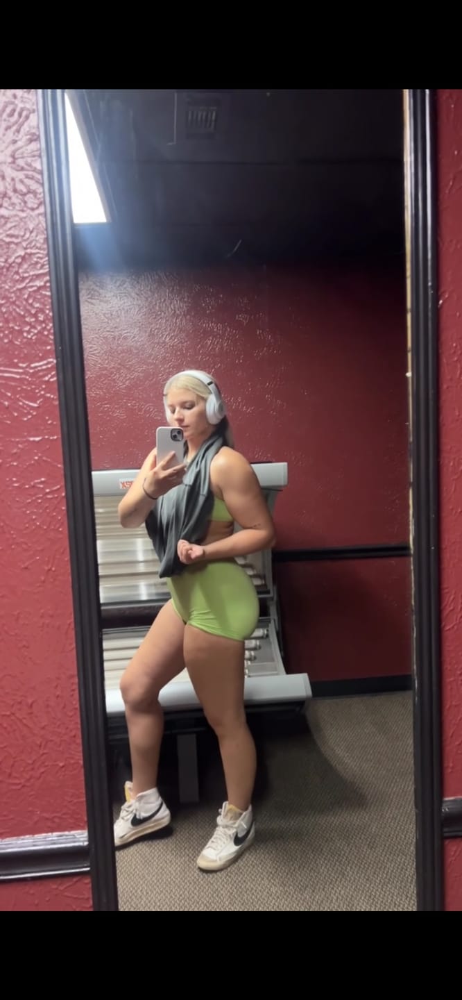 Customer photo review of W3166 Pulse Seamless Bra