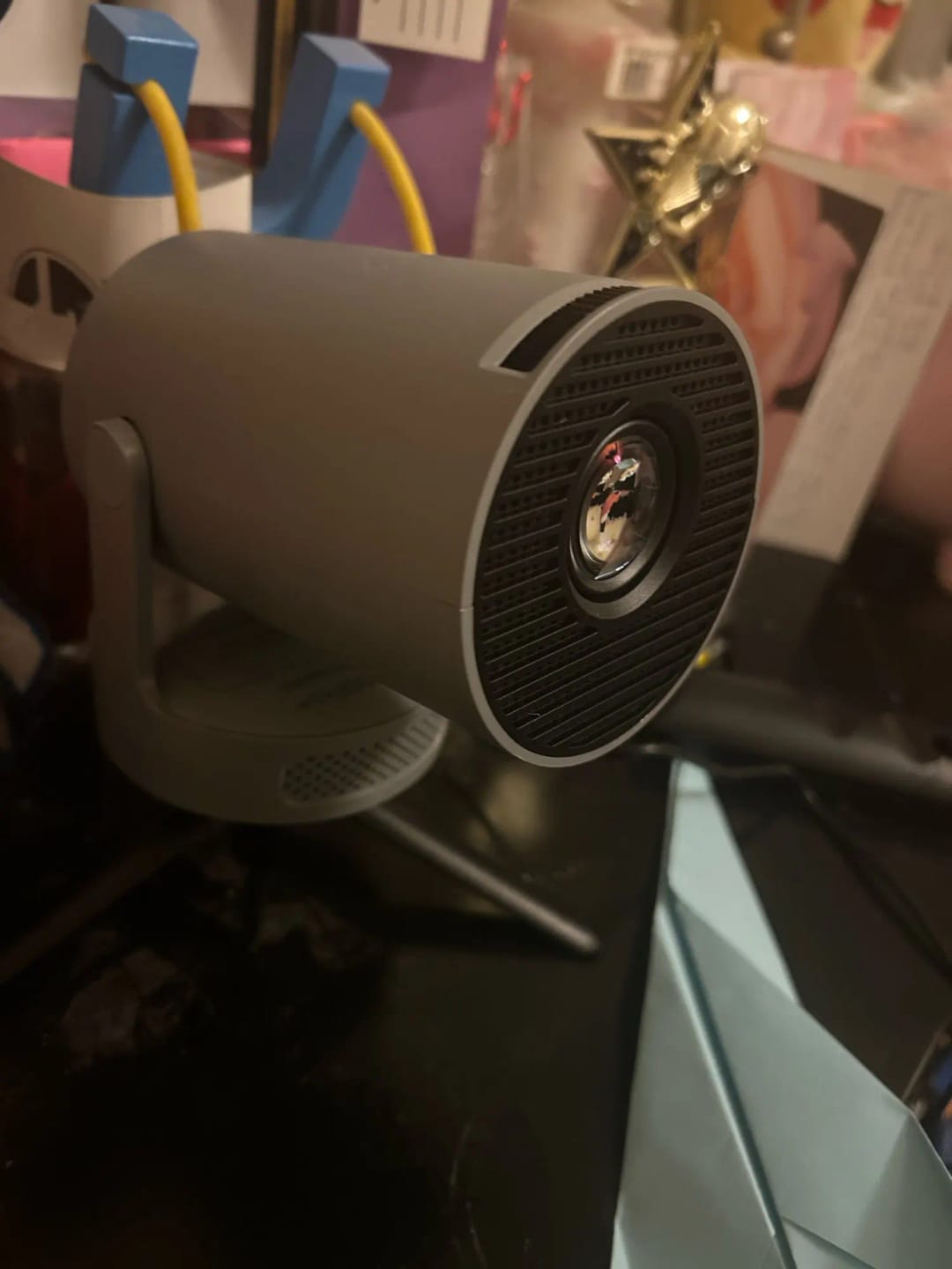Customer photo review of BookBeam™ - Portable Book Projector