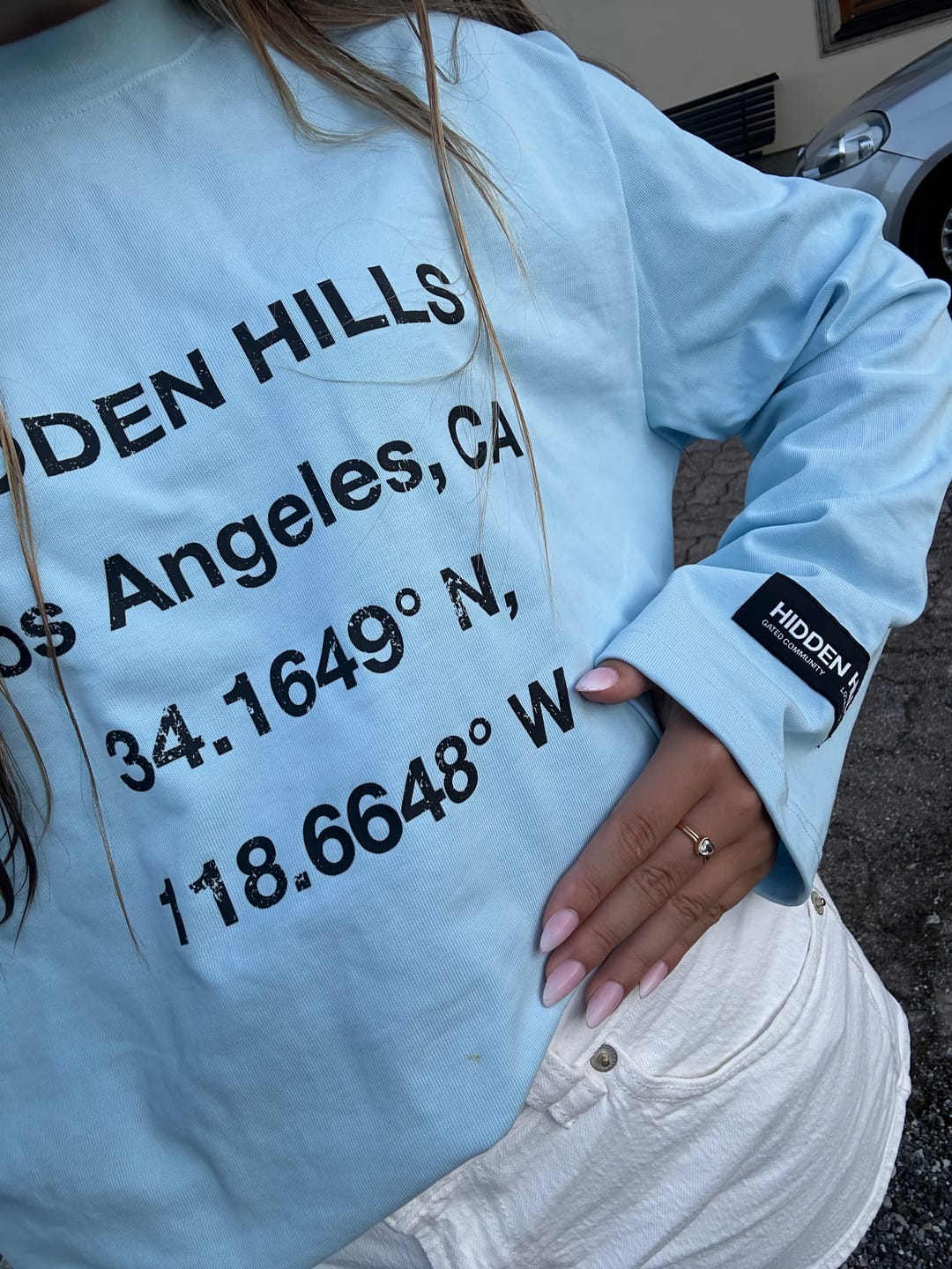 Customer photo review of VINTAGE LOGO LONGSLEEVE T-SHIRT LIGHT BLUE