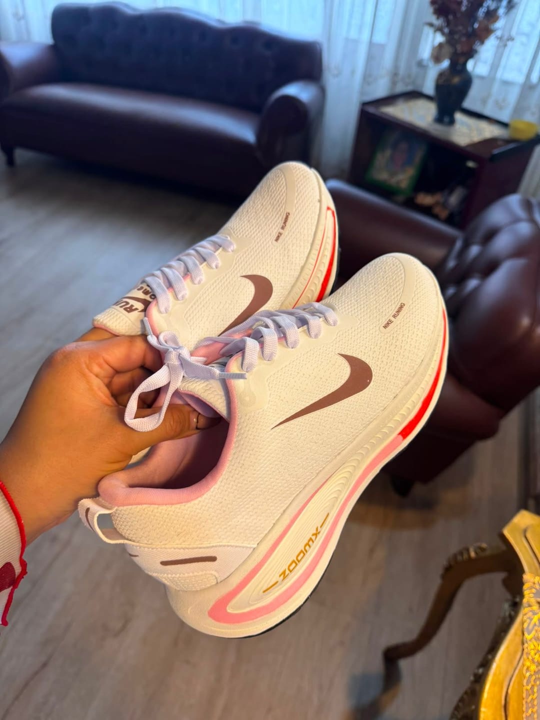 Customer photo review of NIKE VOMERO PLUS