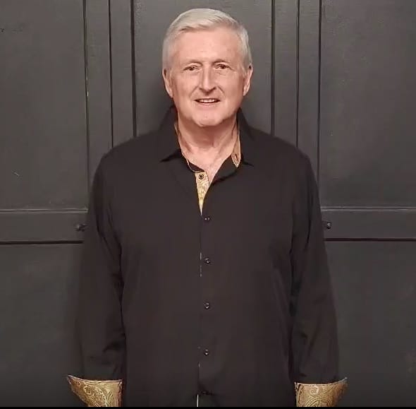 Customer photo review of Barry. Wang Dress Shirt for Men Black Construct Long Sleeve Button Down Shirt