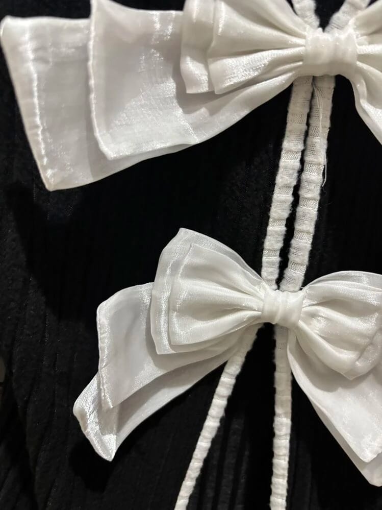 Customer photo review of Ninonine "Amélie" | Contrast Trim Ribbed Back-Bow Vest