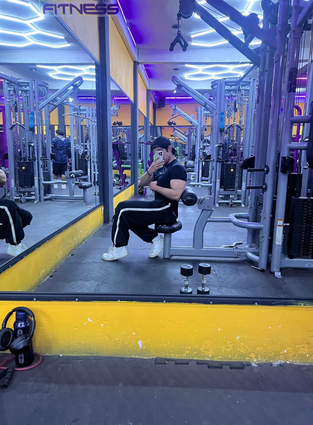 Customer photo review of 2064 - Sideline Joggers