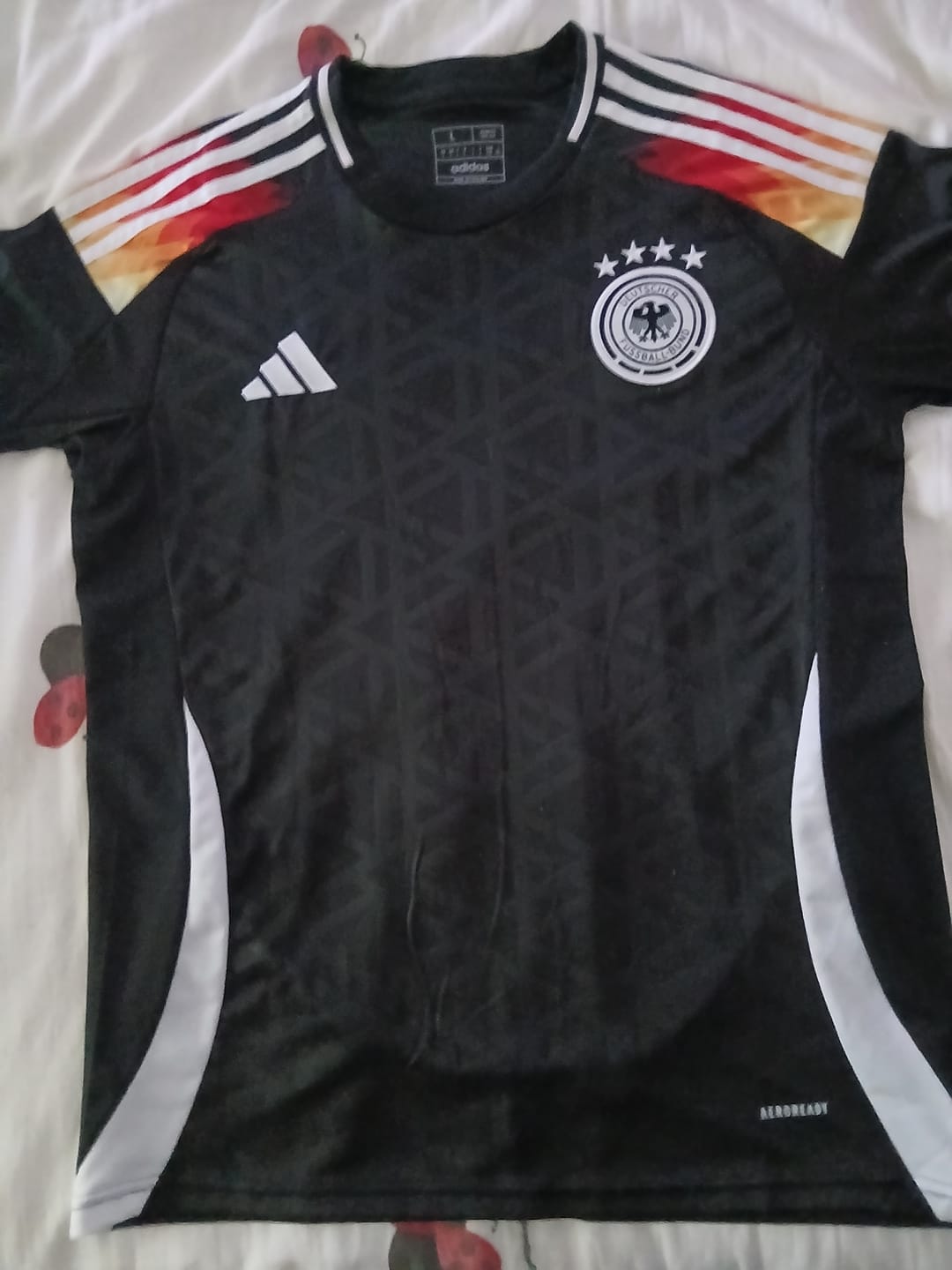 Customer photo review of MAILLOT PSG 2024/2025 ENTRAINEMENT