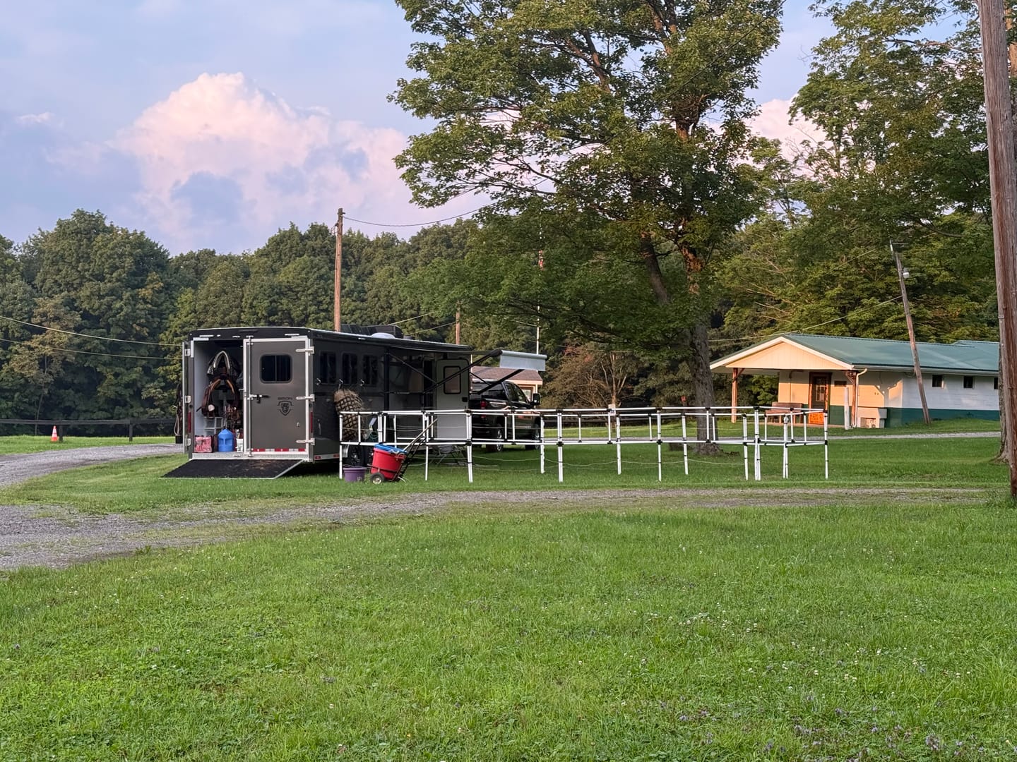 Customer photo review of Ready Made Portable Electric Horse Corral Fencing: (Electric EconoLine 6 Panels; 2 Rails)